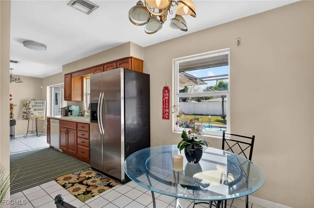 1718 SE 29th Lane Cape Coral FL 33904