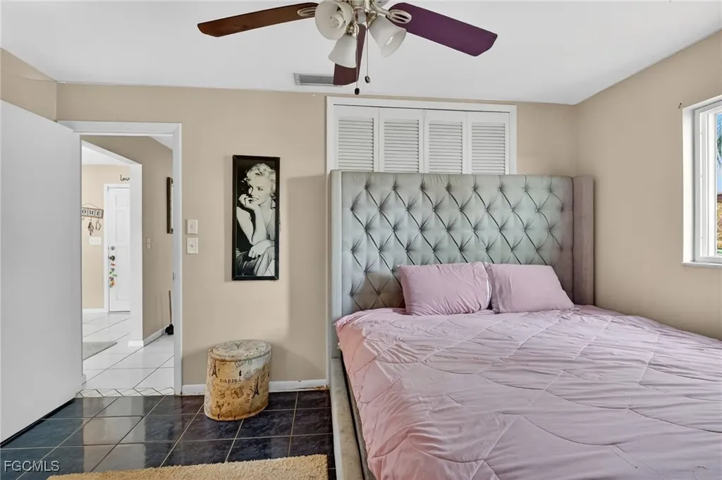 1718 SE 29th Lane Cape Coral FL 33904