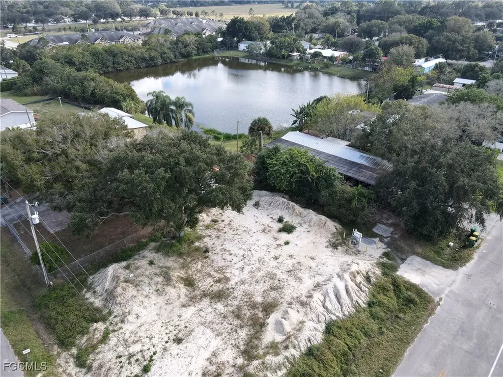 614 El Paso Trail Immokalee FL 34142