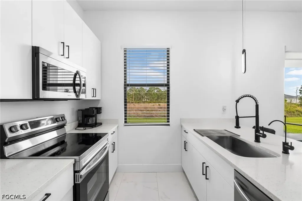 2608 25th Street W Lehigh Acres FL 33971