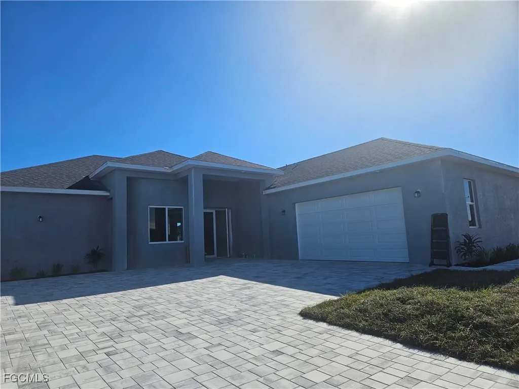 2813 NE 6th Avenue Cape Coral FL 33909