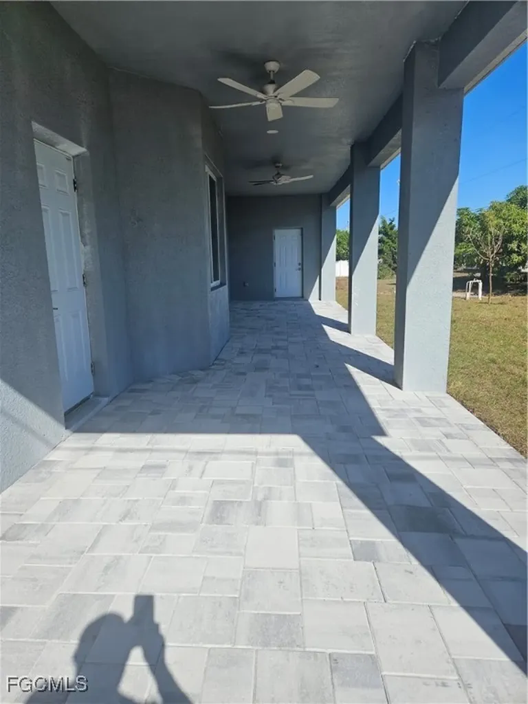 2813 NE 6th Avenue Cape Coral FL 33909