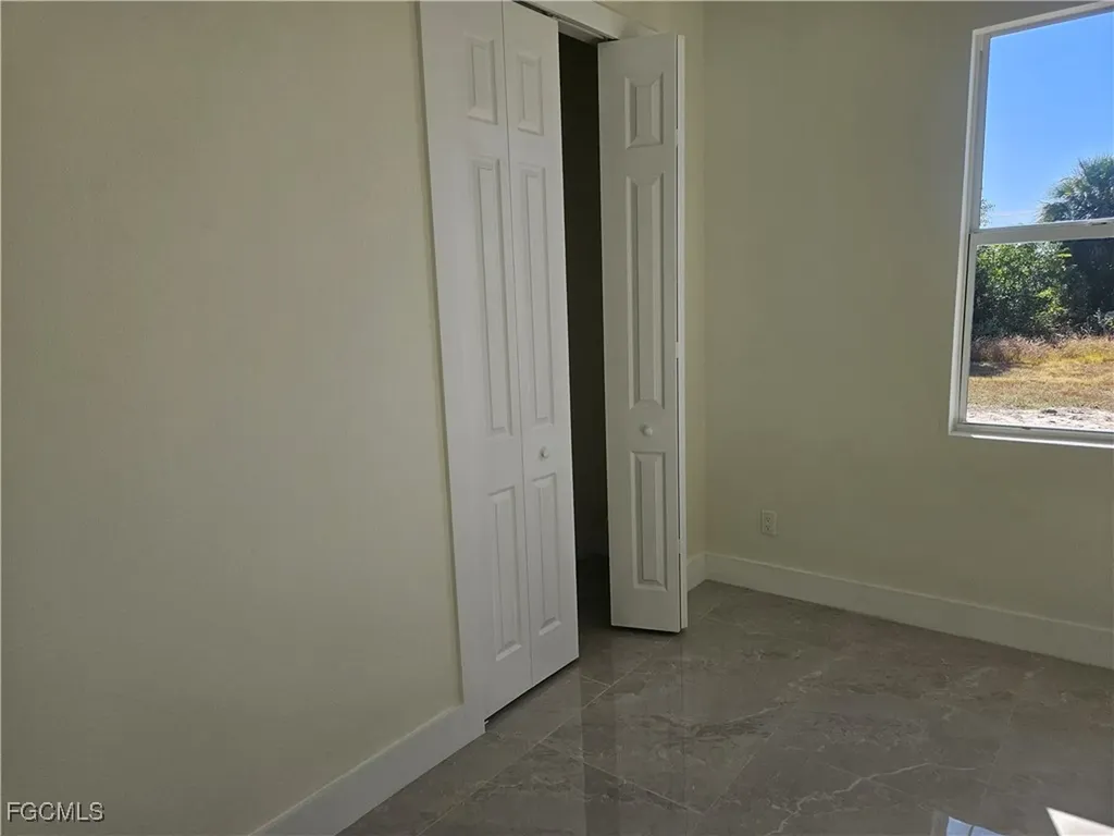 2813 NE 6th Avenue Cape Coral FL 33909