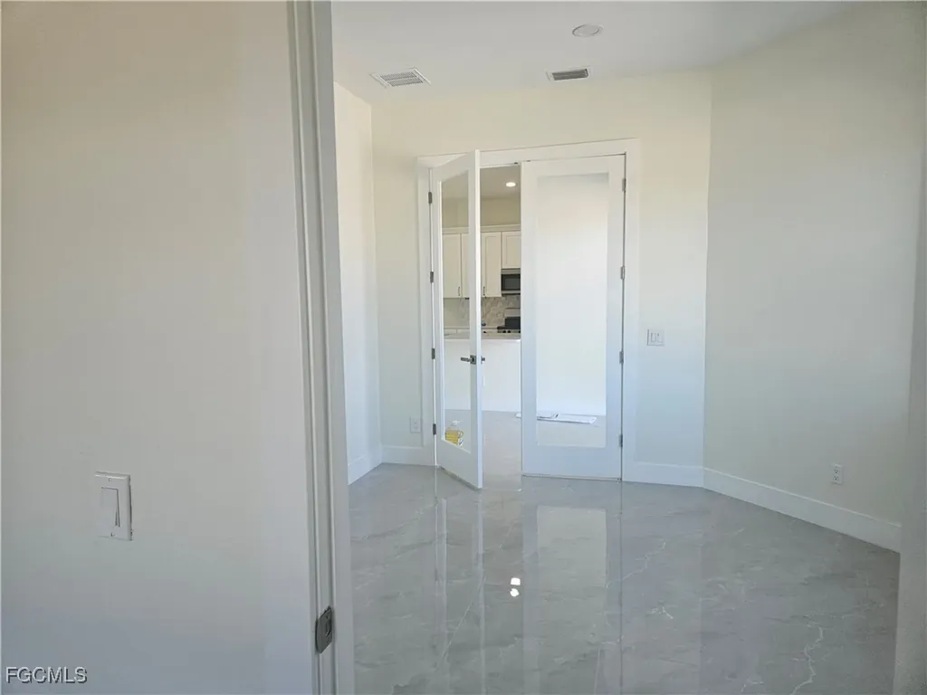 2813 NE 6th Avenue Cape Coral FL 33909