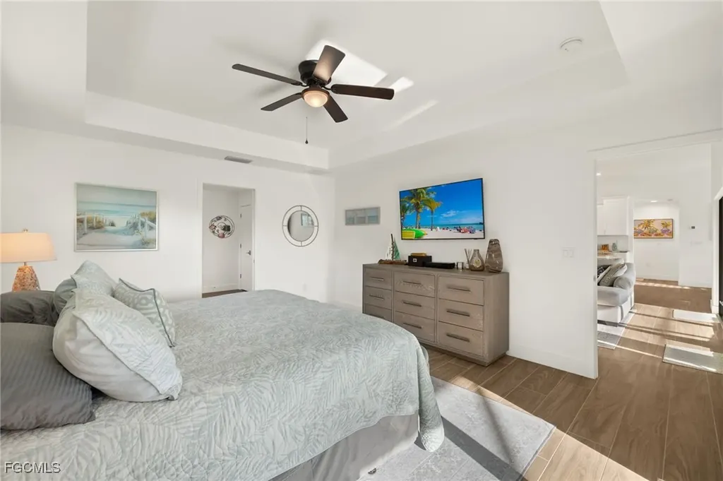 25 NW 14th Avenue Cape Coral FL 33993