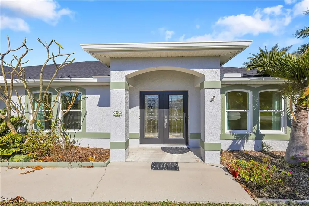 2707 NW 6th Street Cape Coral FL 33993