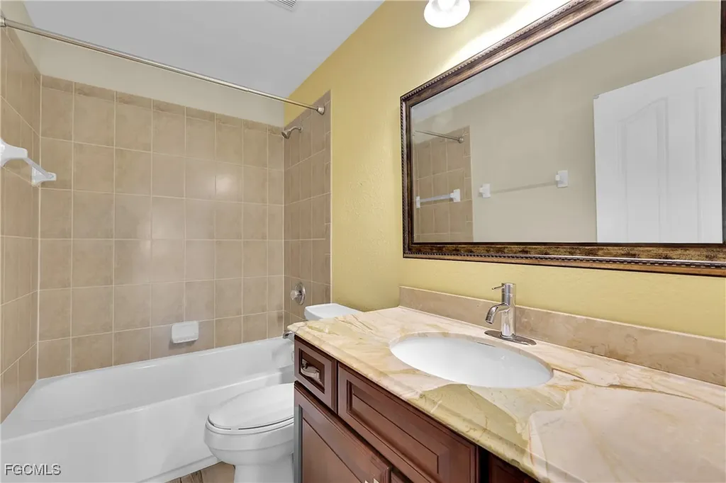 2707 NW 6th Street Cape Coral FL 33993