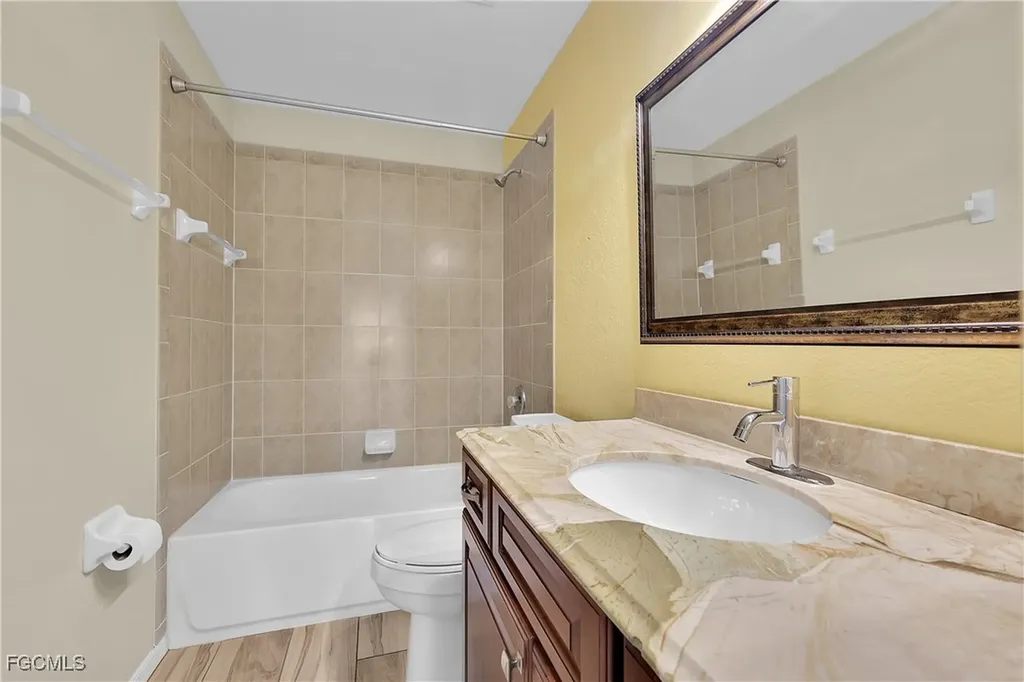 2707 NW 6th Street Cape Coral FL 33993