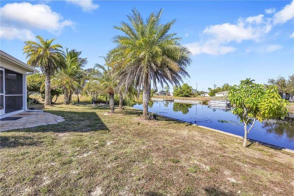 2707 NW 6th Street Cape Coral FL 33993