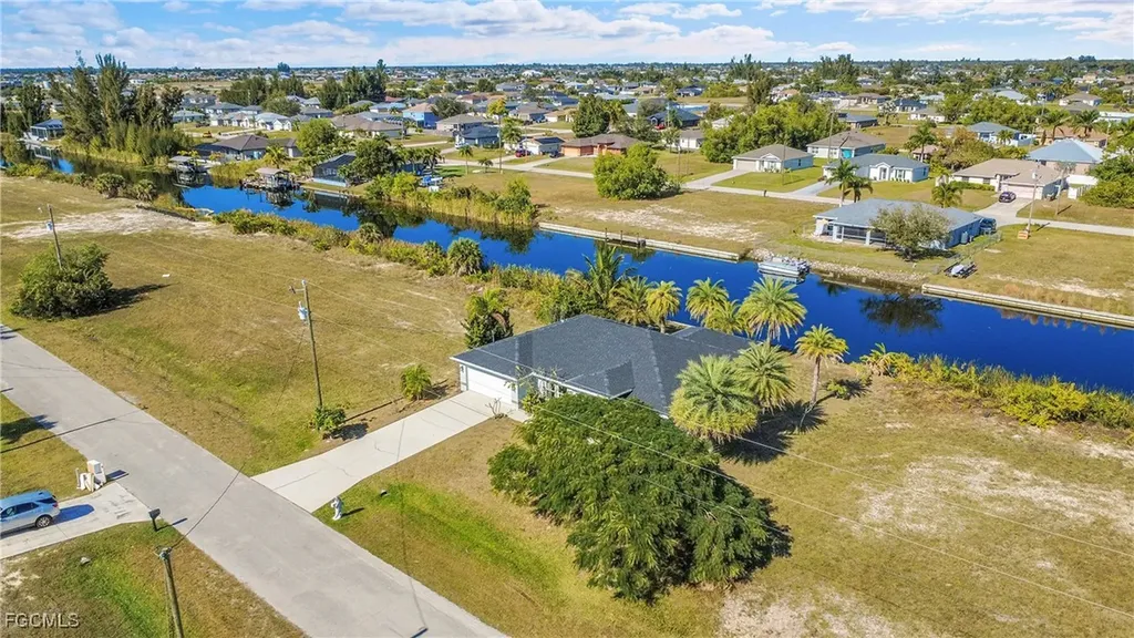2707 NW 6th Street Cape Coral FL 33993