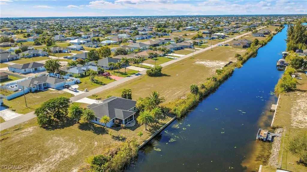 2707 NW 6th Street Cape Coral FL 33993