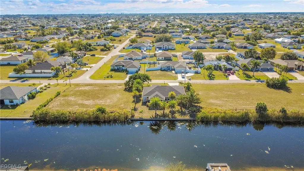 2707 NW 6th Street Cape Coral FL 33993