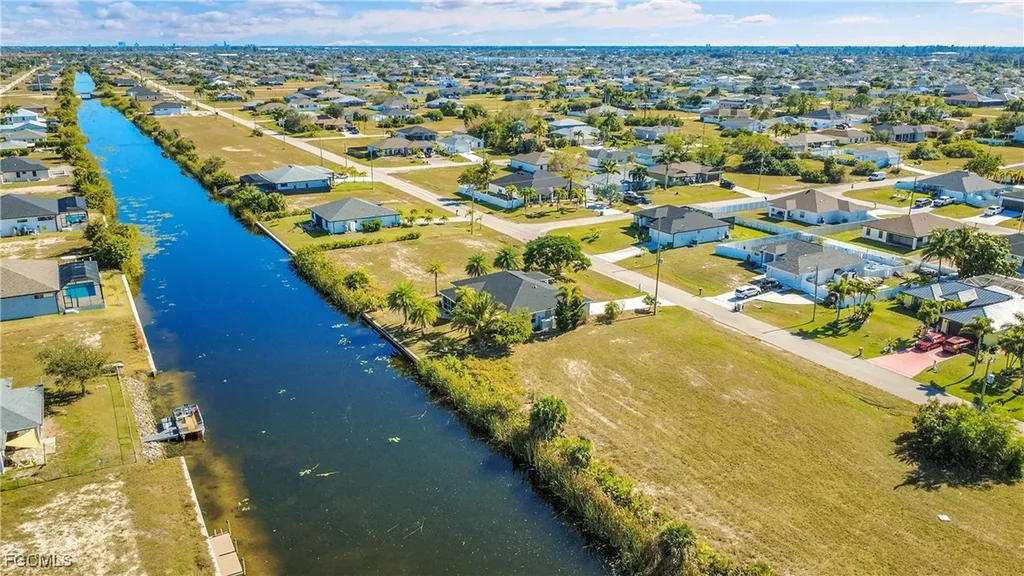2707 NW 6th Street Cape Coral FL 33993