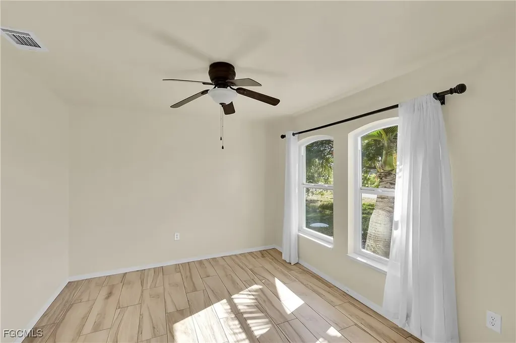 2707 NW 6th Street Cape Coral FL 33993