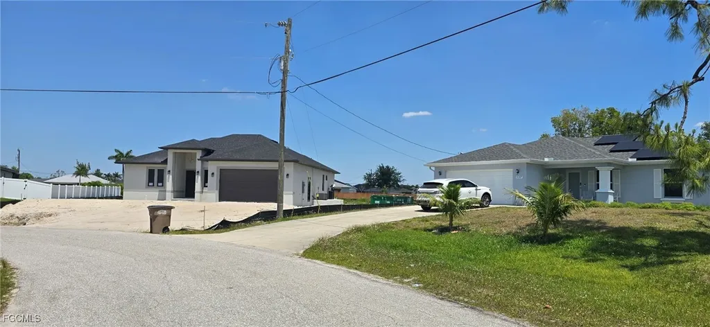 1153 NW 28th Avenue Cape Coral FL 33993