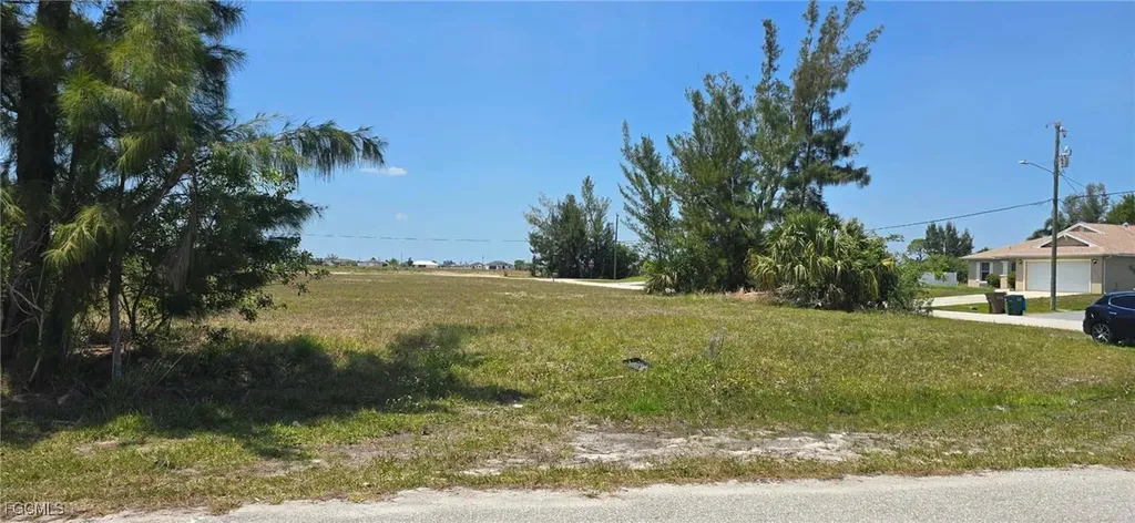 1153 NW 28th Avenue Cape Coral FL 33993