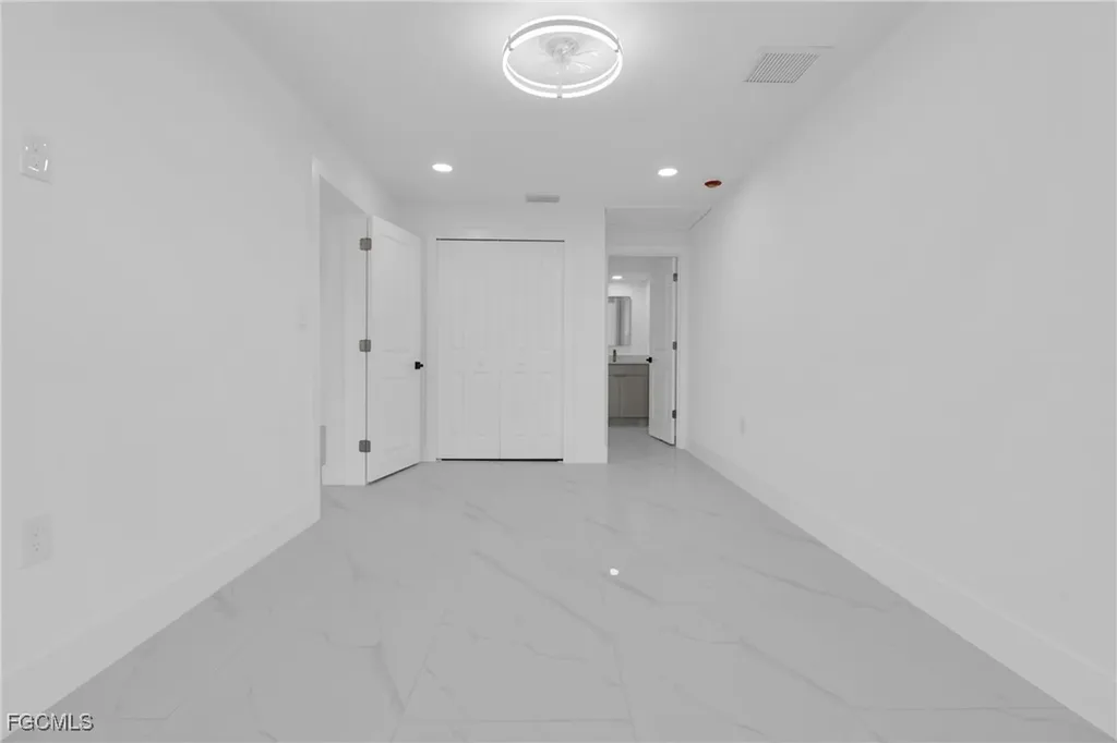 356 New York Drive Fort Myers FL 33905