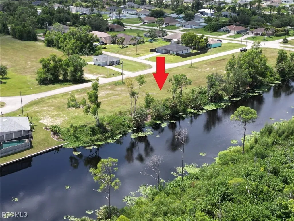 2355 NE 43rd Lane Cape Coral FL 33909