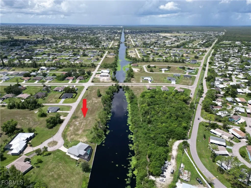 2355 NE 43rd Lane Cape Coral FL 33909