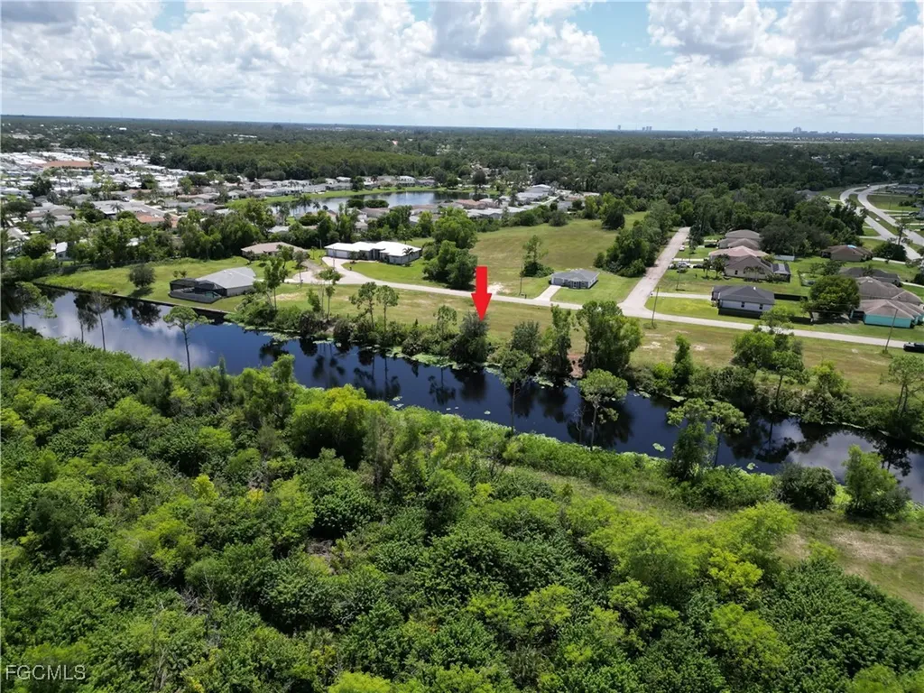 2355 NE 43rd Lane Cape Coral FL 33909