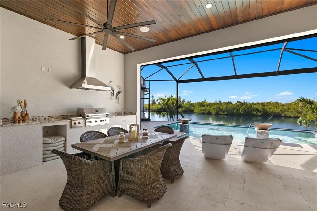 4323 Kismet Parkway W Cape Coral FL 33993