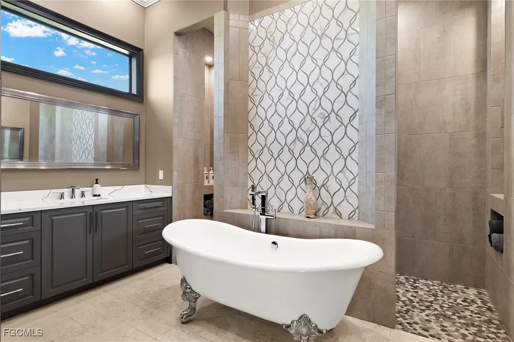 4323 Kismet Parkway W Cape Coral FL 33993