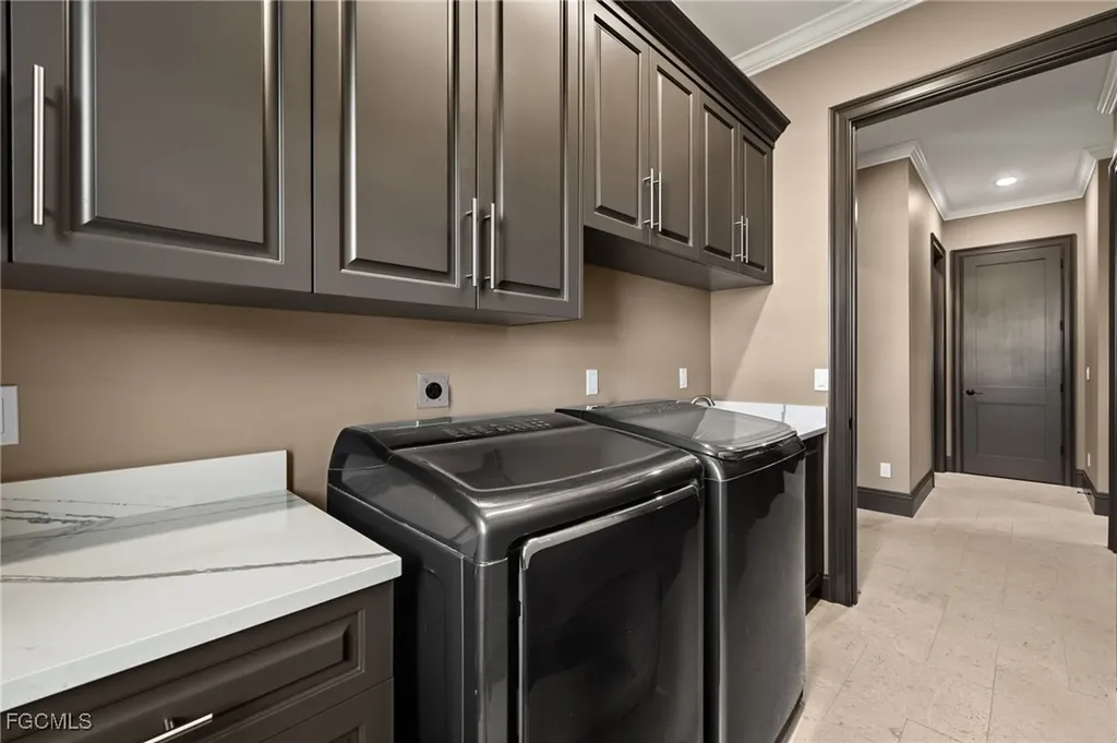 4323 Kismet Parkway W Cape Coral FL 33993