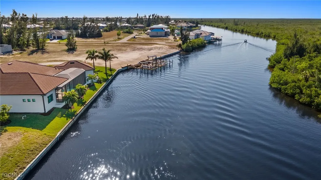 4323 Kismet Parkway W Cape Coral FL 33993
