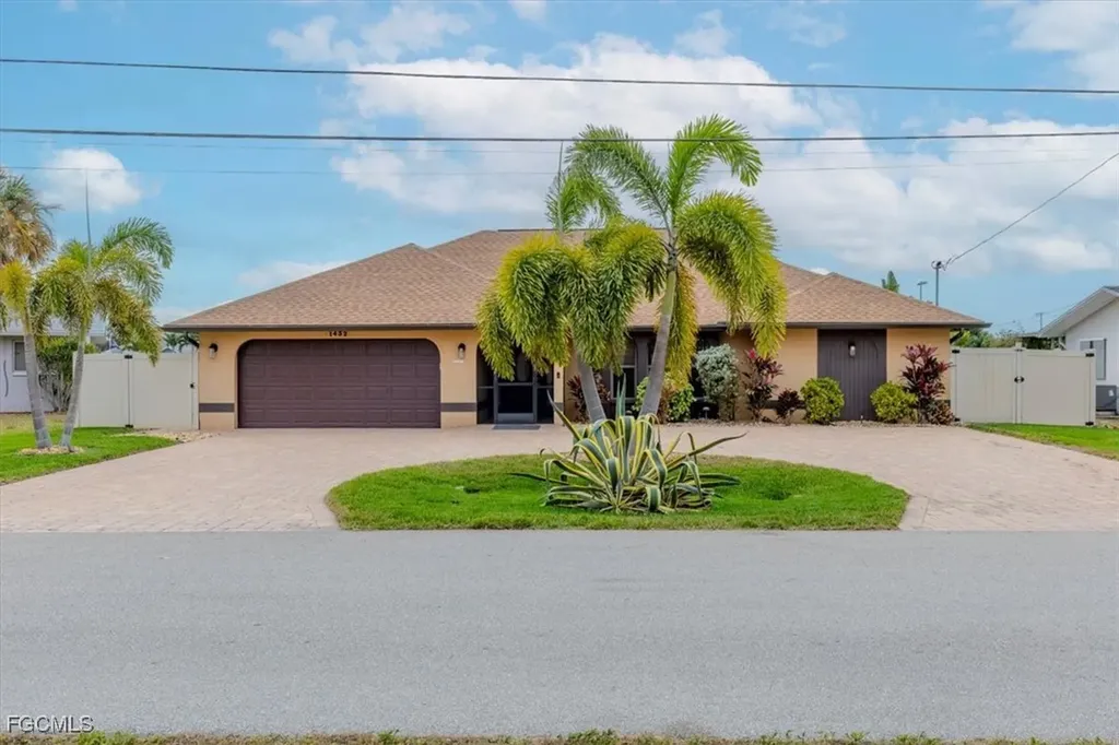 1432 SE 3rd Street Cape Coral FL 33990