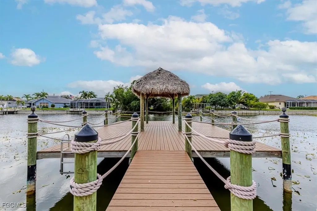 1432 SE 3rd Street Cape Coral FL 33990