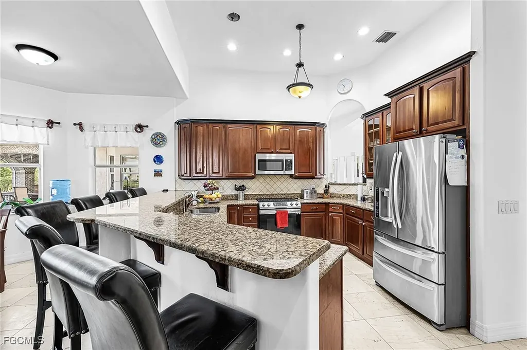 6451 River Club Court North Fort Myers FL 33917