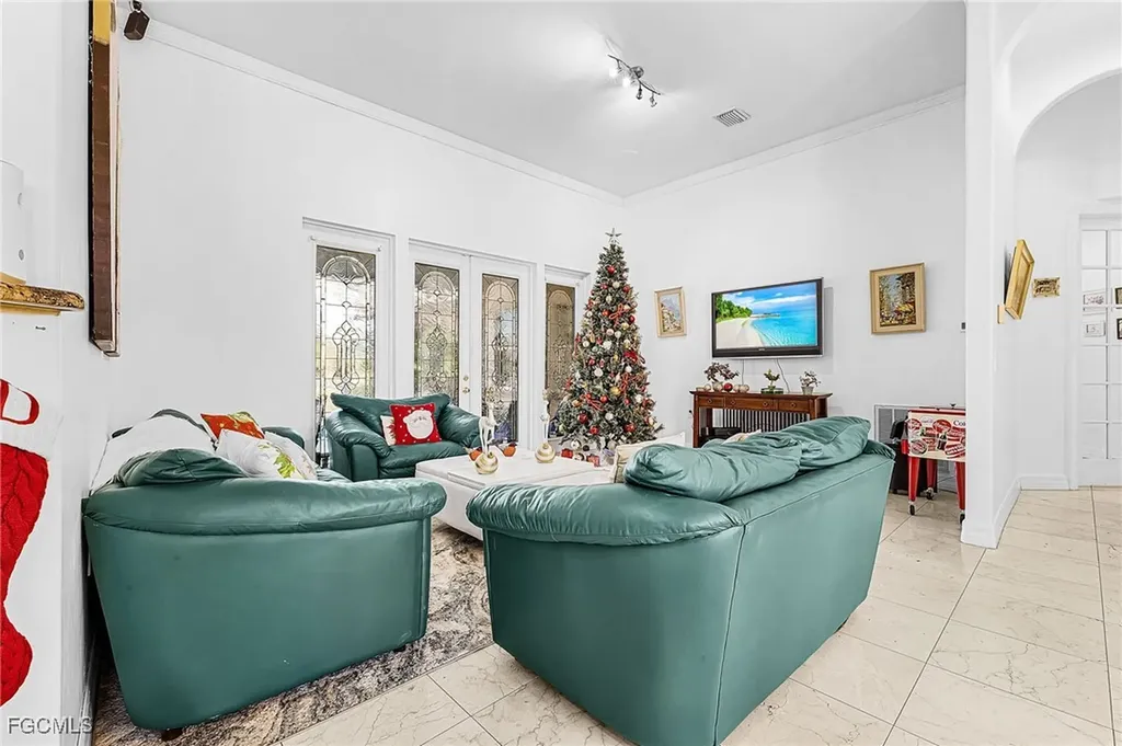 6451 River Club Court North Fort Myers FL 33917