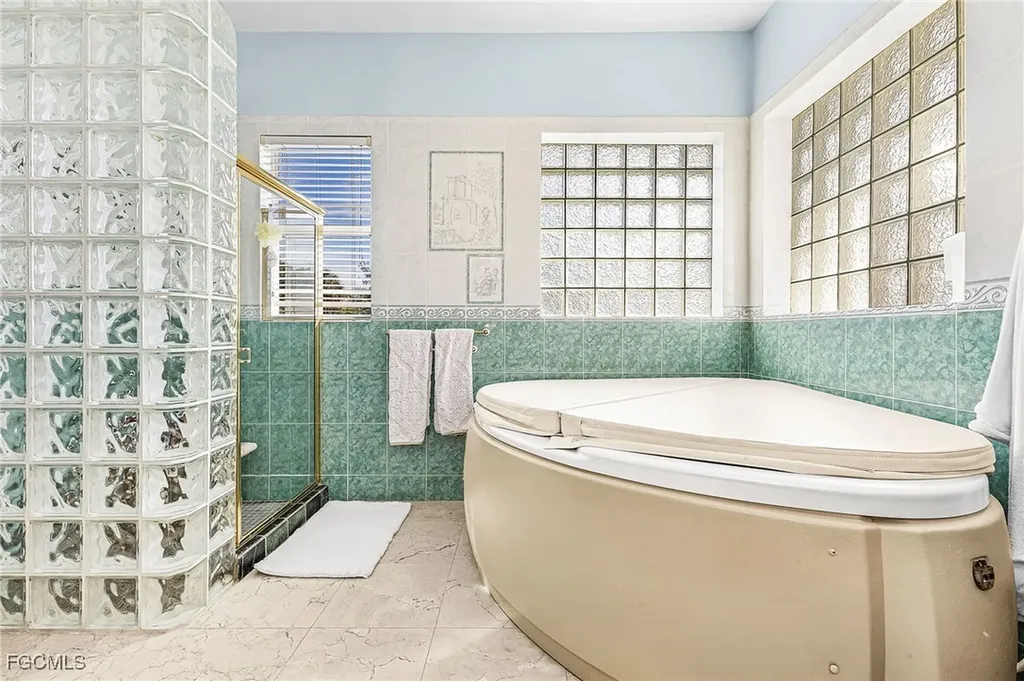 6451 River Club Court North Fort Myers FL 33917