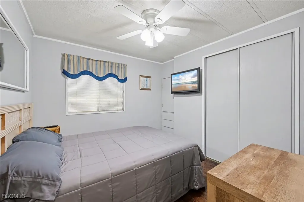 154 Siesta Lane Fort Myers FL 33905