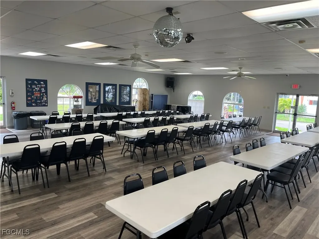 154 Siesta Lane Fort Myers FL 33905