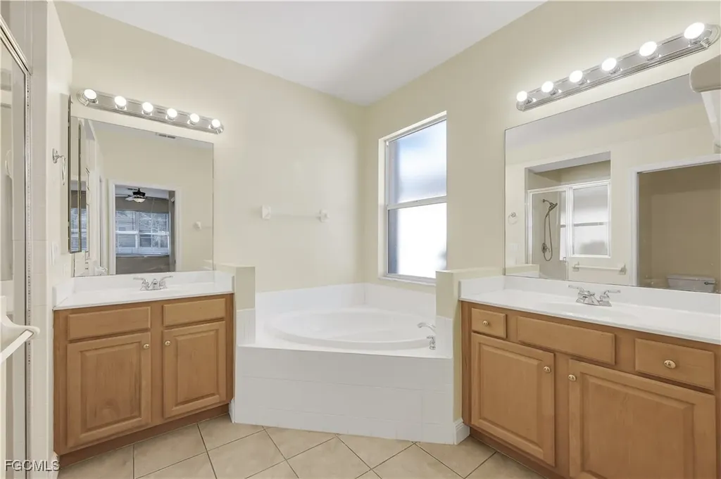 9214 Palm Island Circle North Fort Myers FL 33903