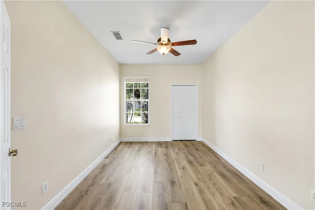 9214 Palm Island Circle North Fort Myers FL 33903