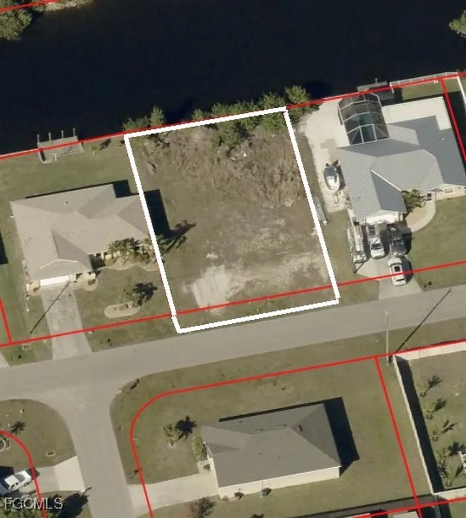 123 SW 35th Terrace Cape Coral FL 33914