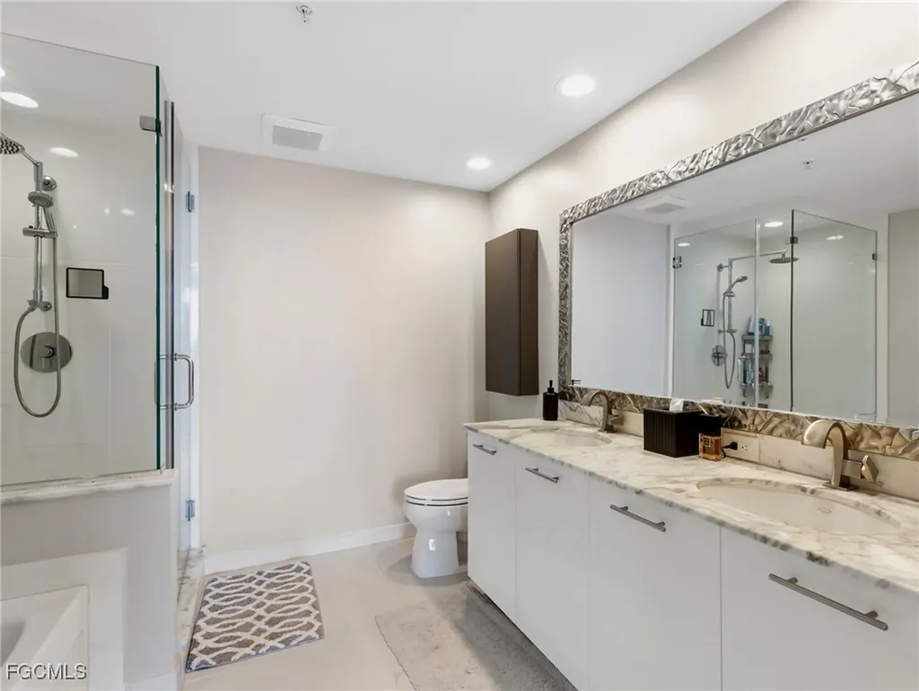 3000 Oasis Grand Boulevard Fort Myers FL 33916