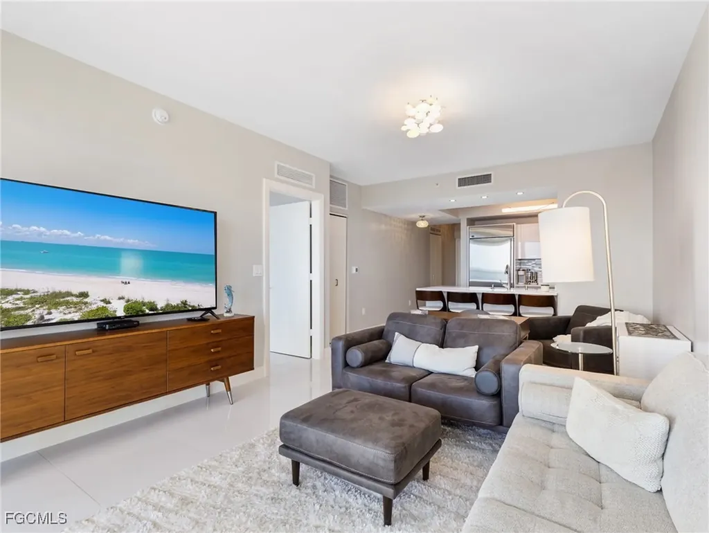 3000 Oasis Grand Boulevard Fort Myers FL 33916