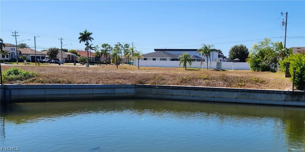 3929 SW 13th Avenue Cape Coral FL 33914