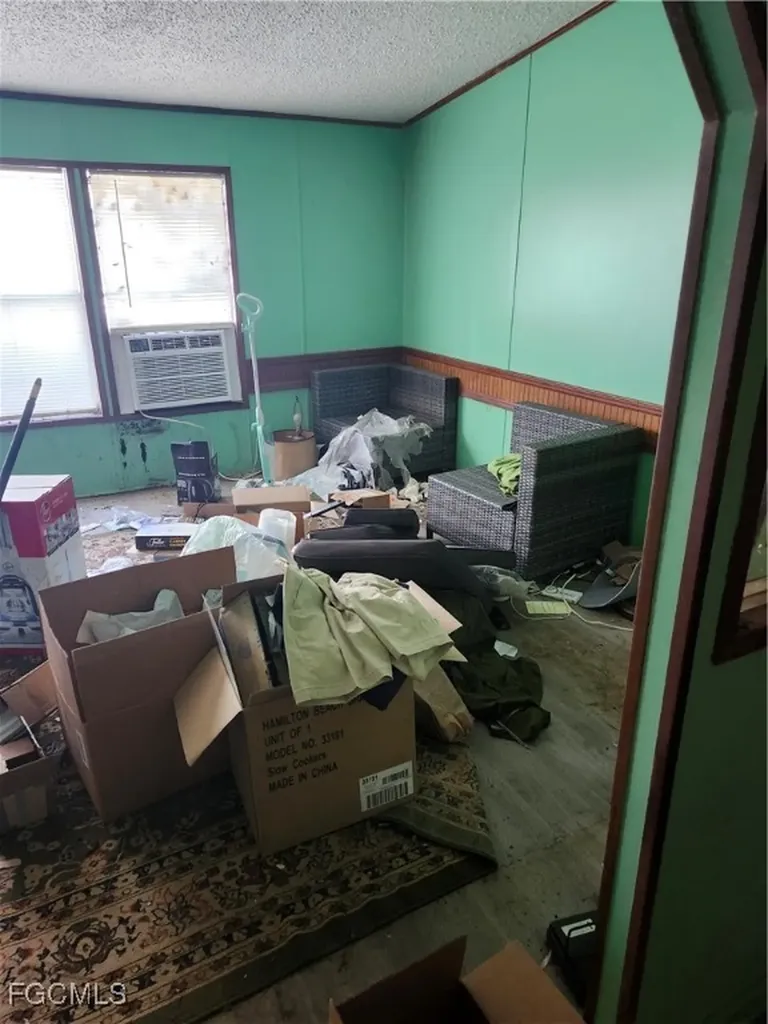 2500 Gail Helen Court North Fort Myers FL 33917