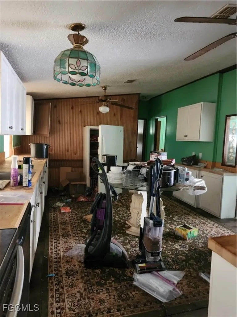 2500 Gail Helen Court North Fort Myers FL 33917