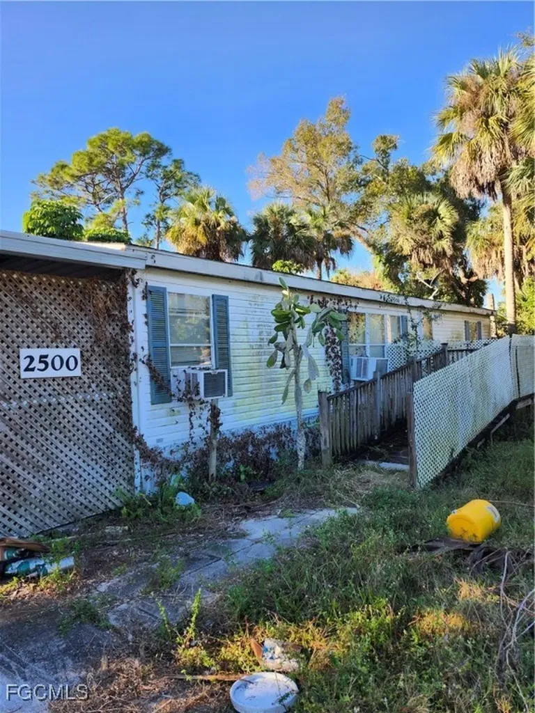 2500 Gail Helen Court North Fort Myers FL 33917