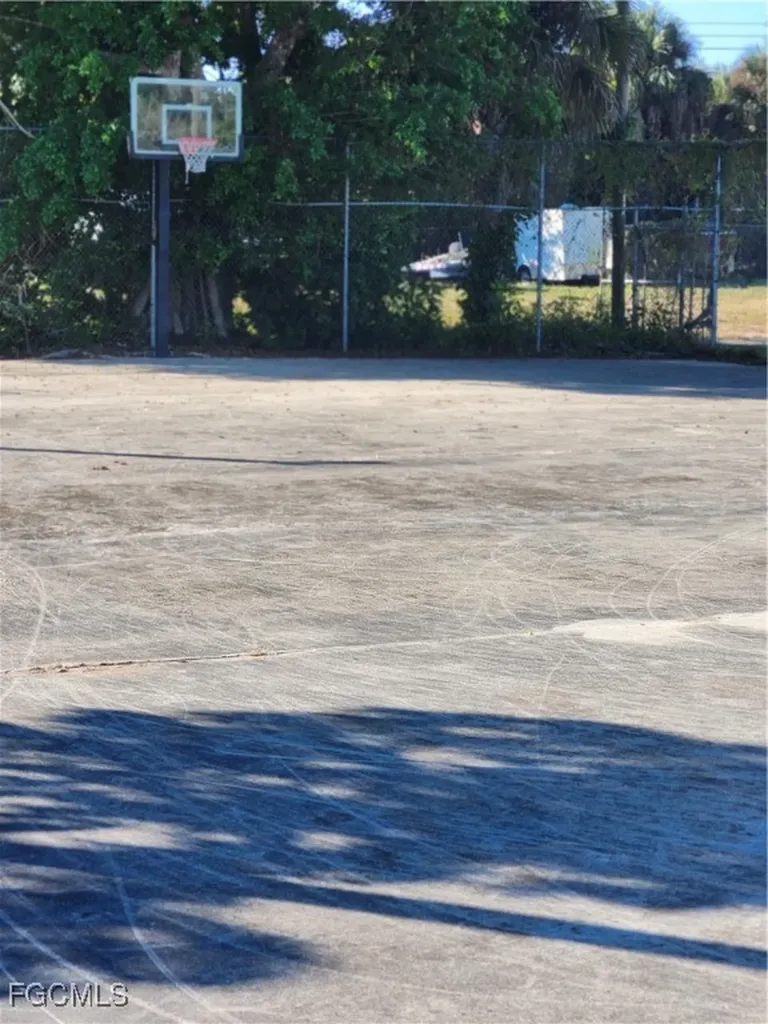 2500 Gail Helen Court North Fort Myers FL 33917