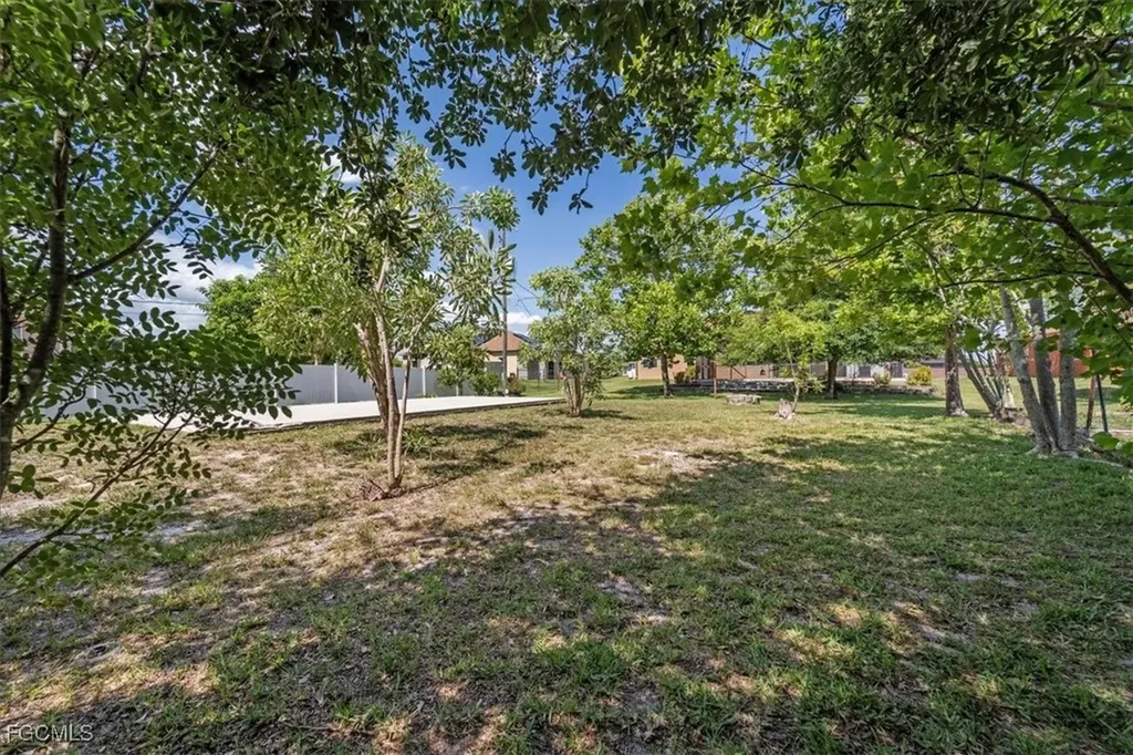 821 Carlfield Avenue Lehigh Acres FL 33971