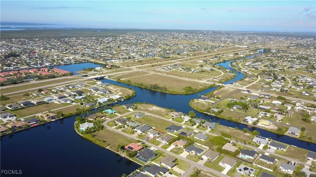 2905 SW 2nd Terrace Cape Coral FL 33991