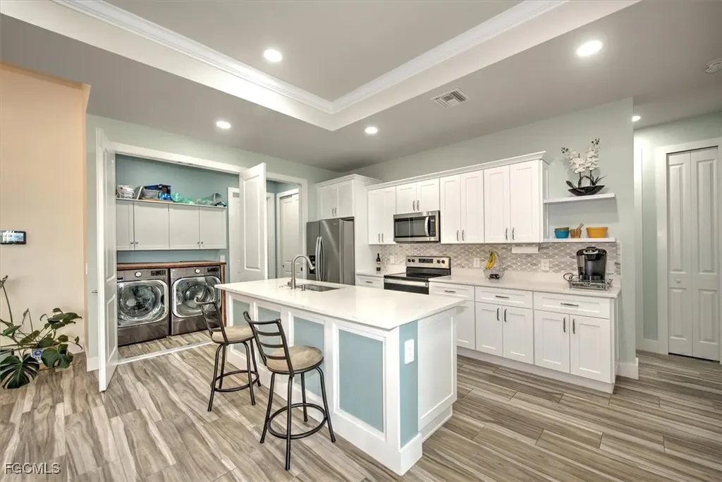 6137 Holt Court Fort Myers FL 33905