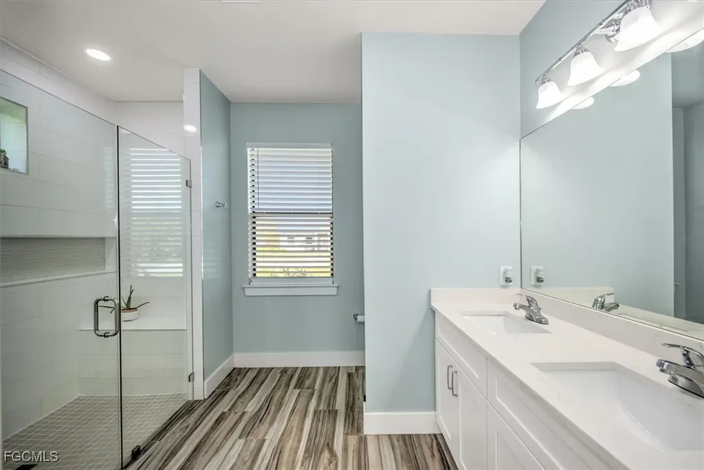 6137 Holt Court Fort Myers FL 33905