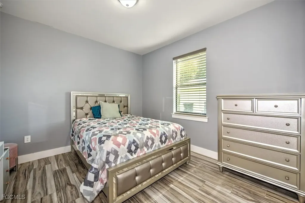 6137 Holt Court Fort Myers FL 33905
